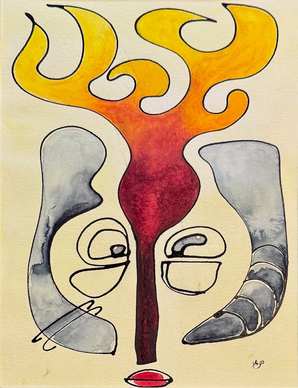Acuarela y tinta de rostro surrealista con llamas amarillo-naranja coronando la cabeza, ojos en espiral con lavados grises y boca roja sobre fondo blanco, obra 'Llamarada' de Thania Liz Rojo, 2023